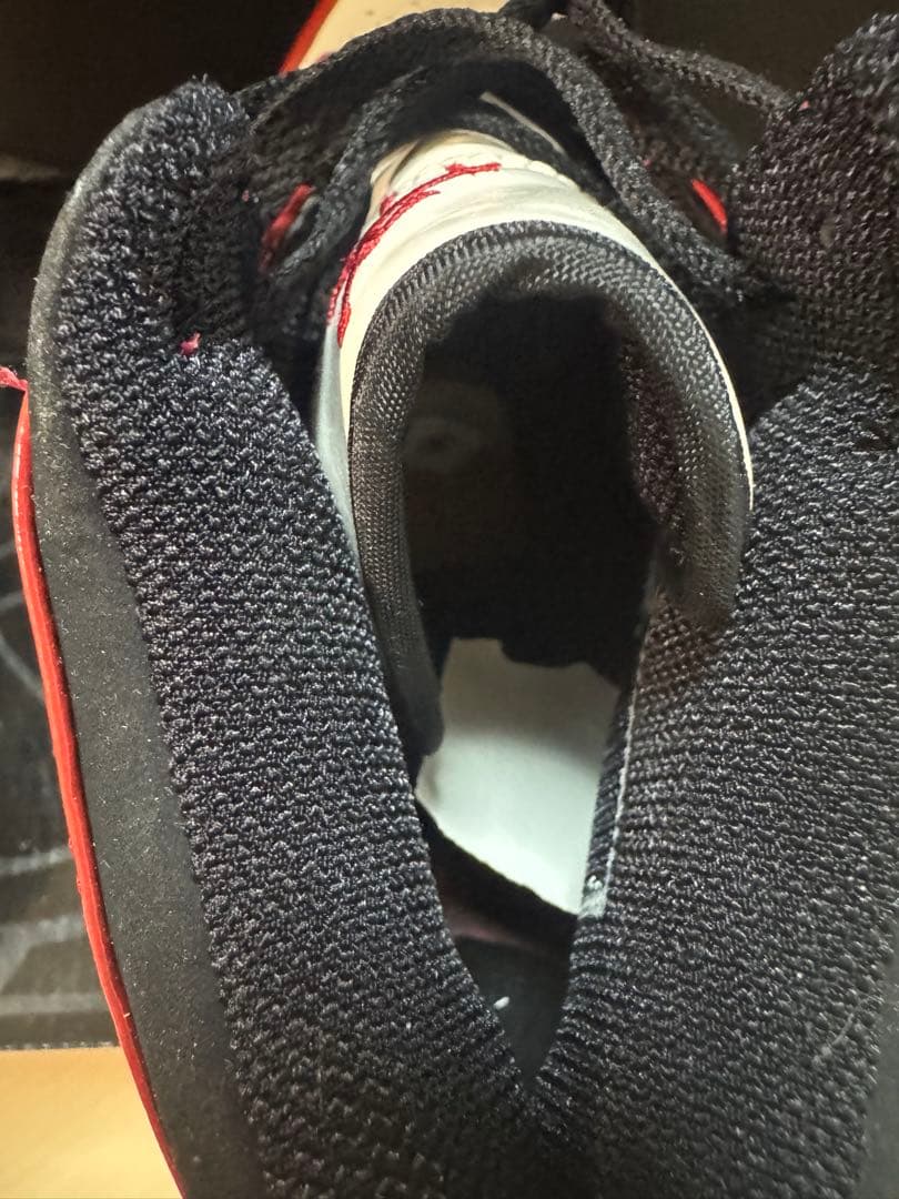 AIR JORDAN 1 RETRO ジョーダン　シカゴブルズ　パテント