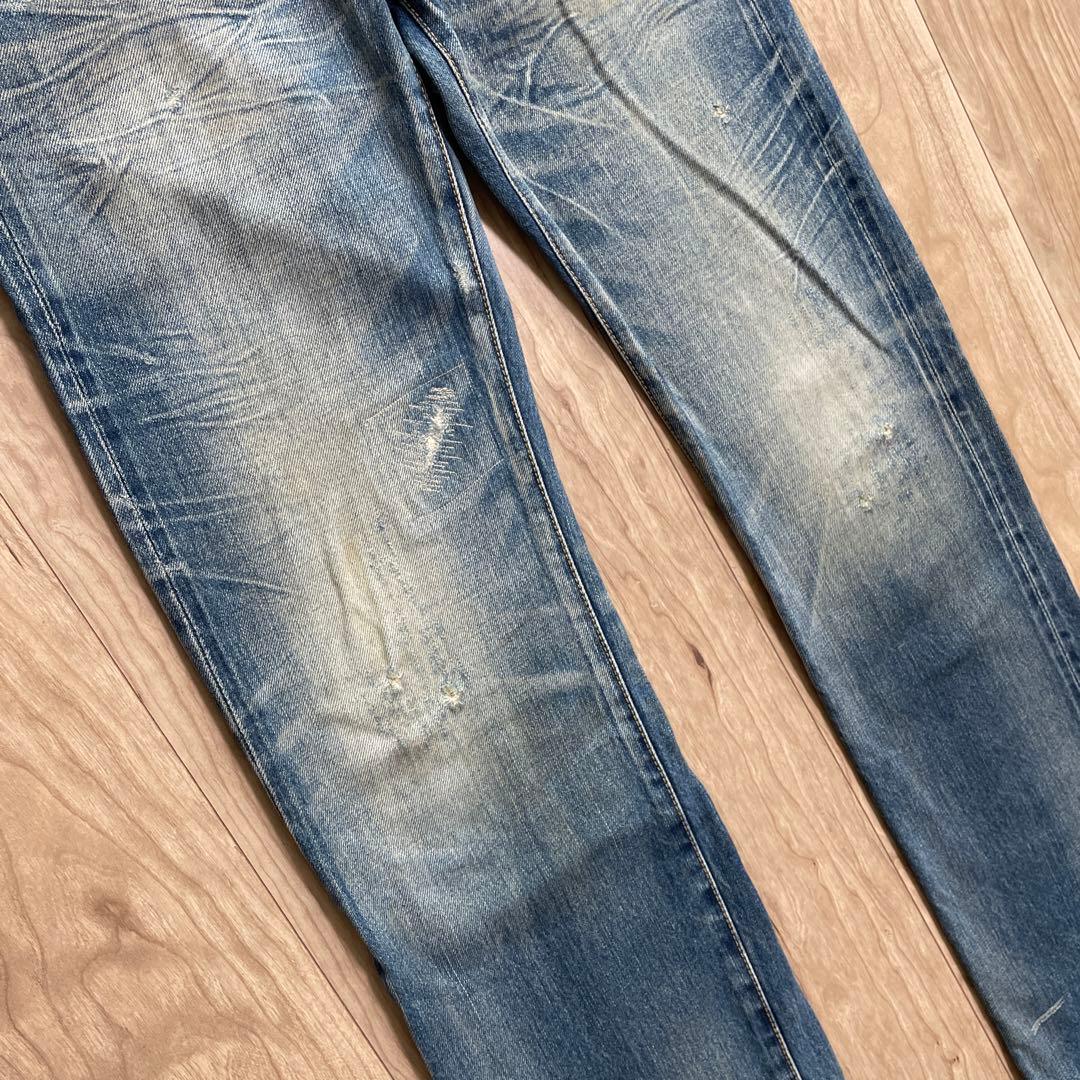 ヒステリックグラマー　ブルーストレートデニム ダメージ加工 スタッズ付き