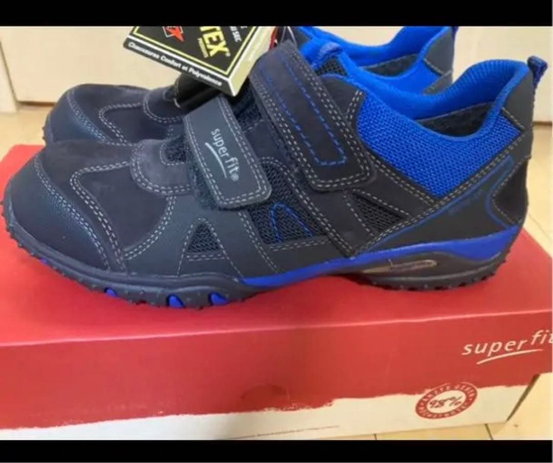 新品　タグ付き　スーパーフィット　ゴアテックス 39 足育
