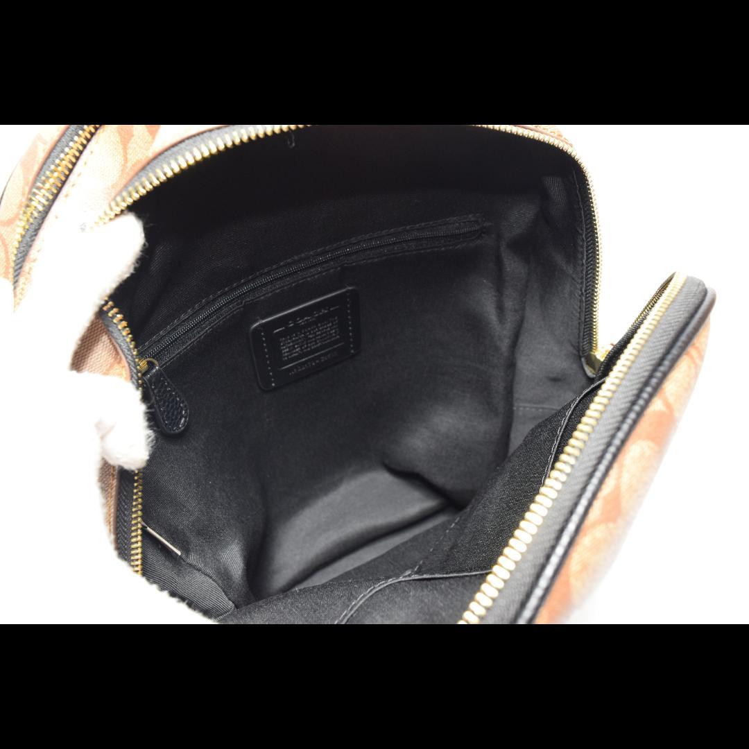 【新品未使用】COACH　コーチ　リュック バックパック　レディース　蜂柄