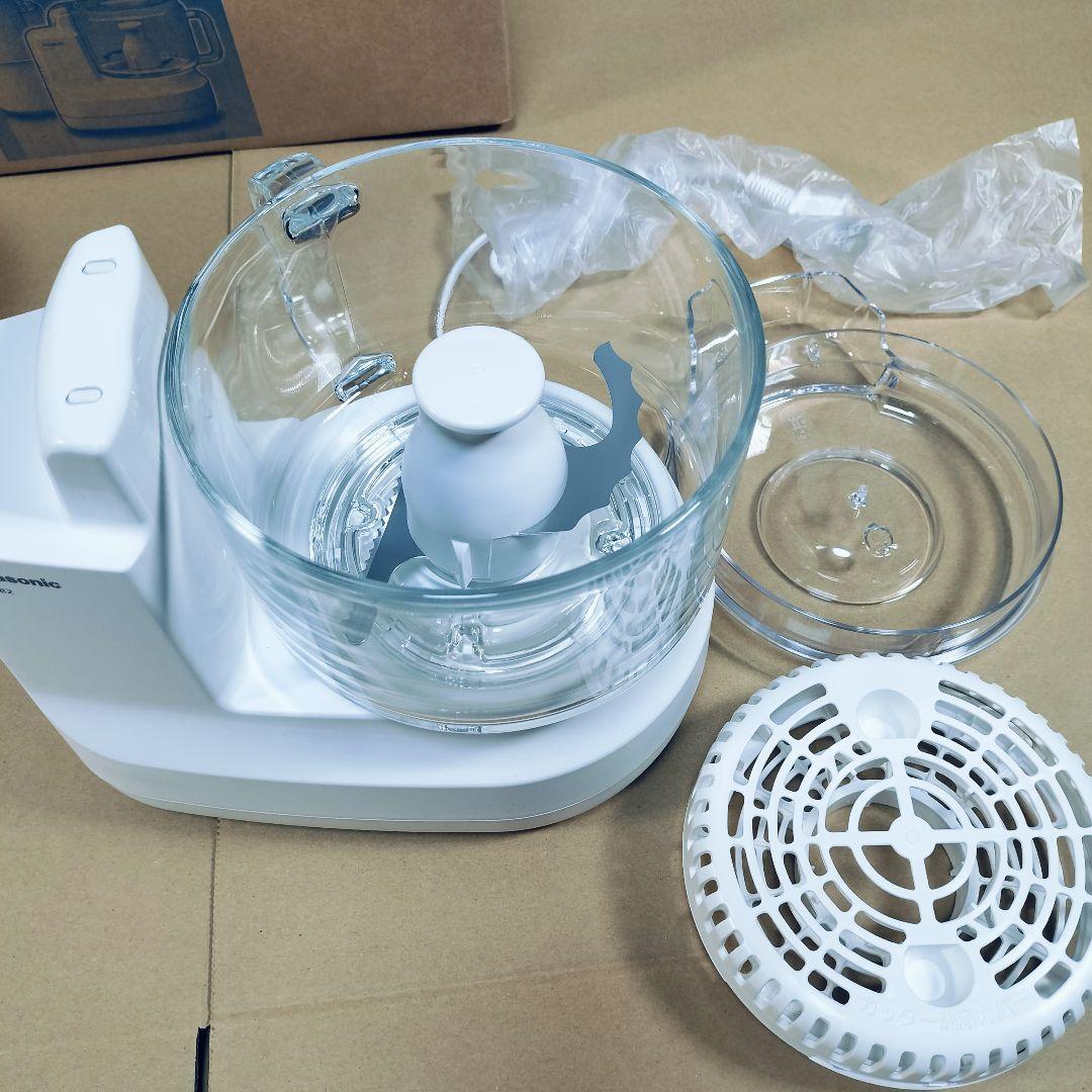 【未使用品】Panasonic フードプロセッサー MK-K82-W
