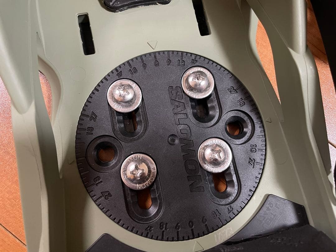 【ぽ様】SALOMON スノーボード ビンディング Lサイズ　※保証書付