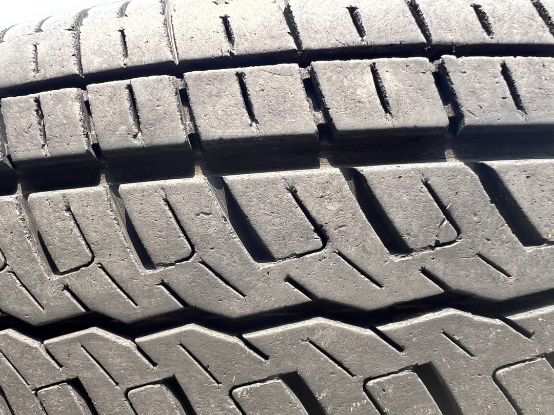 FABULOUS ファブレス 16インチ TOYO H20 215/65R16C