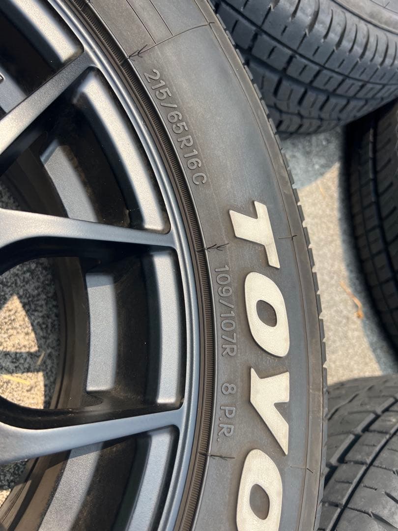 FABULOUS ファブレス 16インチ TOYO H20 215/65R16C