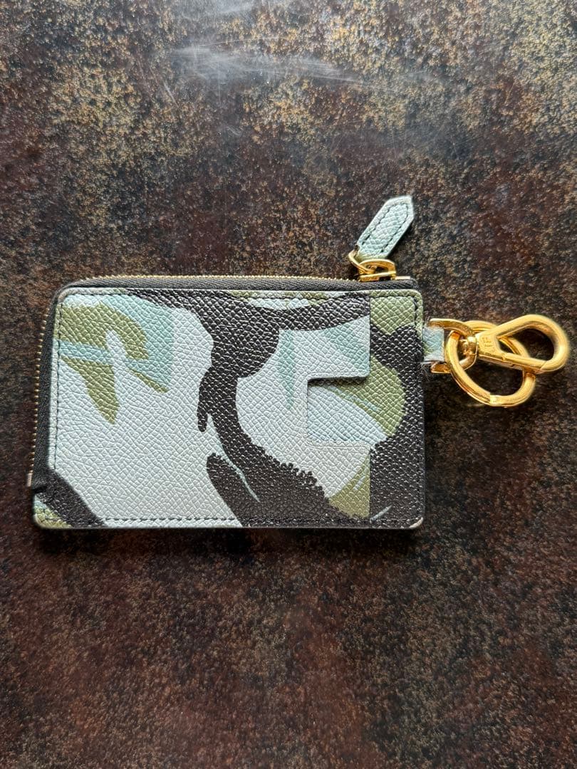 【バラ売りに切り替えました】トムフォード　迷彩柄 ケース