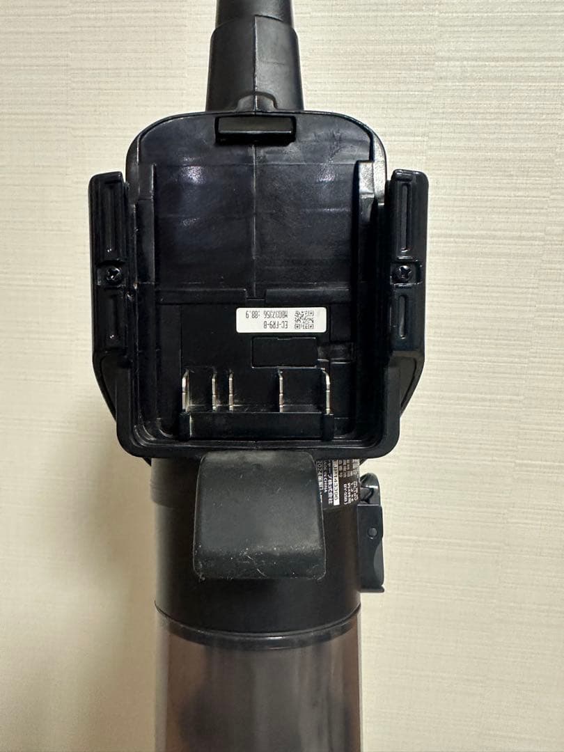 SHARP スティッククリーナー 本体 EC-FR9-B 2024年製