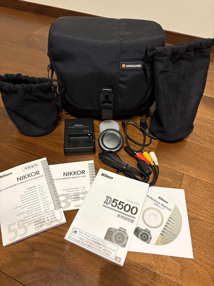 【美品】Nikon D5500 ダブルズームキット + 単焦点レンズ + ケース