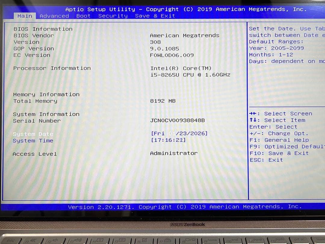 【訳あり】ASUS ZenBook 14【グラボ搭載/第8世代i5】
