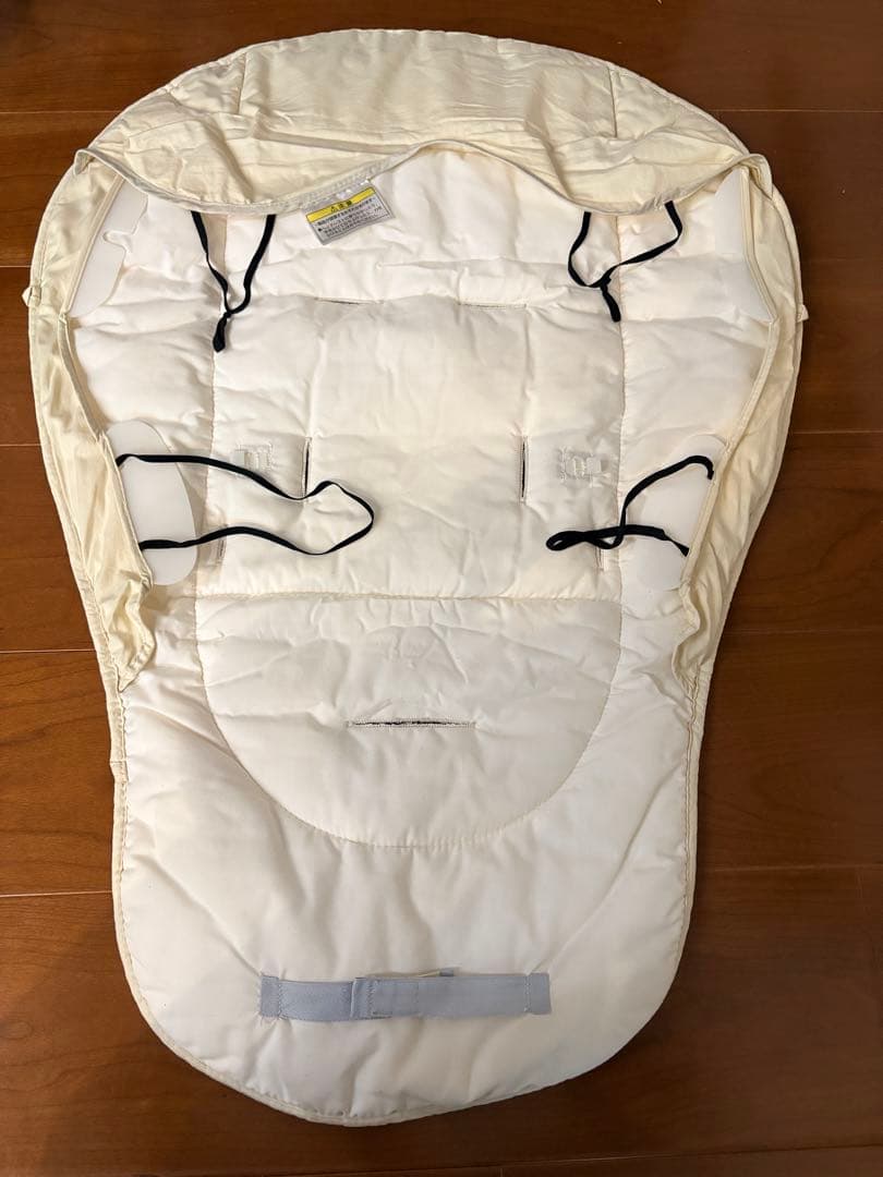 コンビ　電動ハイローチェア　　フェアレット ラグジュア