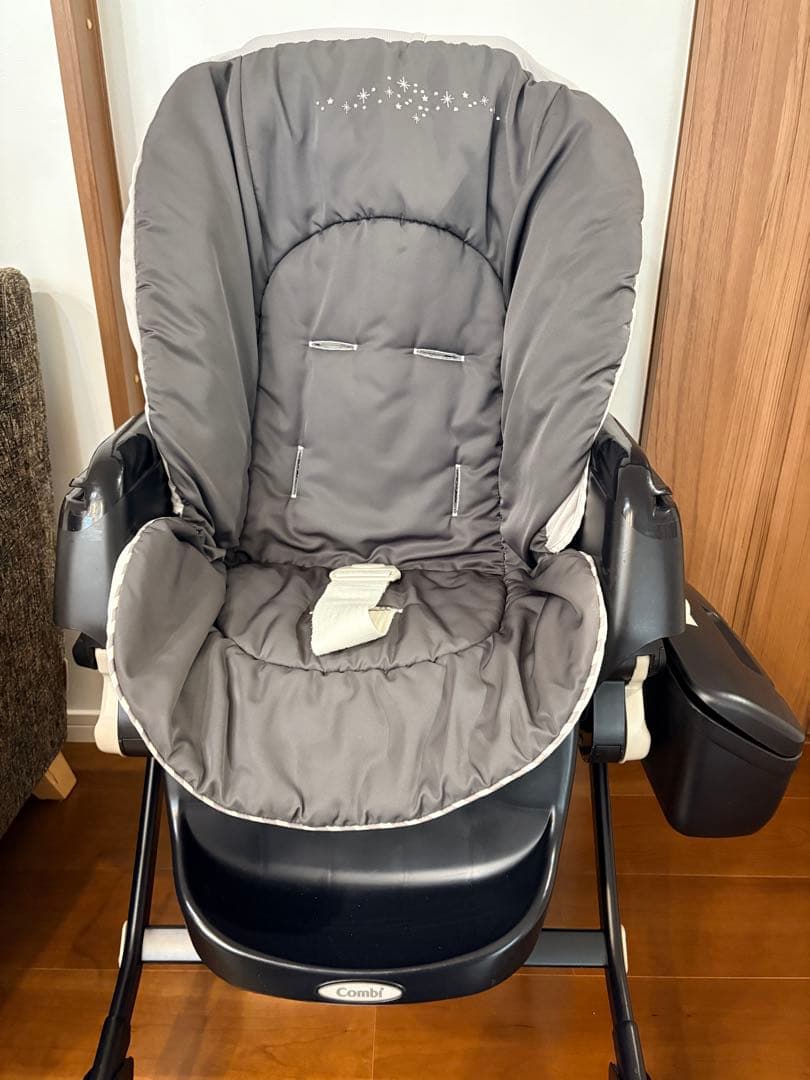 コンビ　電動ハイローチェア　　フェアレット ラグジュア