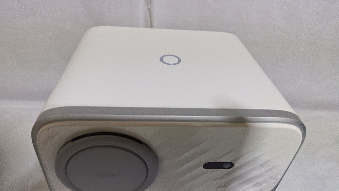 Yaberプロジェクター V12美品 Netflix公式完全密閉防塵設計