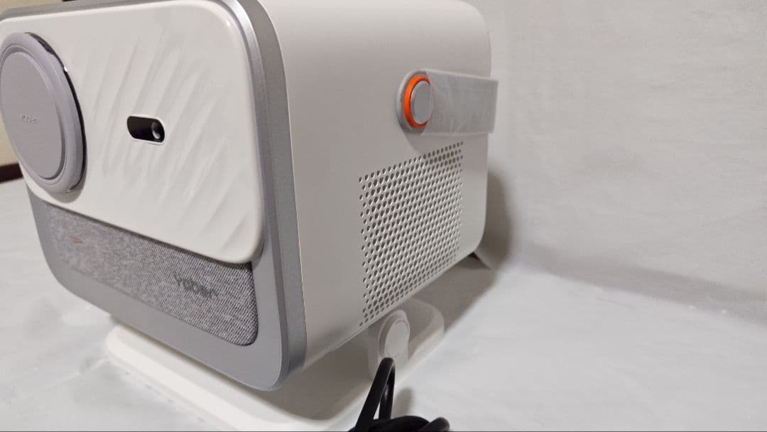 Yaberプロジェクター V12美品 Netflix公式完全密閉防塵設計