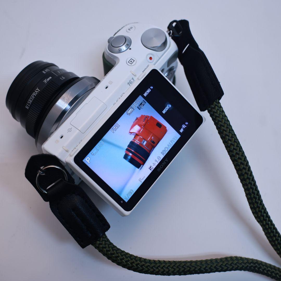 SONY NEX-5T ボディ　単焦点レンズ　バッテリー充電器