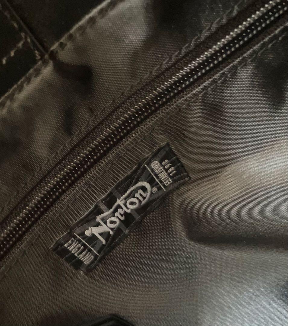 Norton ロゴ入り ブラック トートバッグ