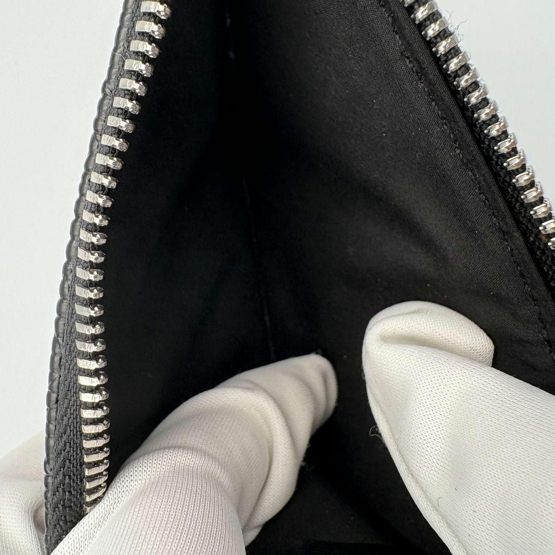 ✨️未使用級✨️　現行　ディーゼル　ロゴ総柄　型押し　ケース　レザー　黒