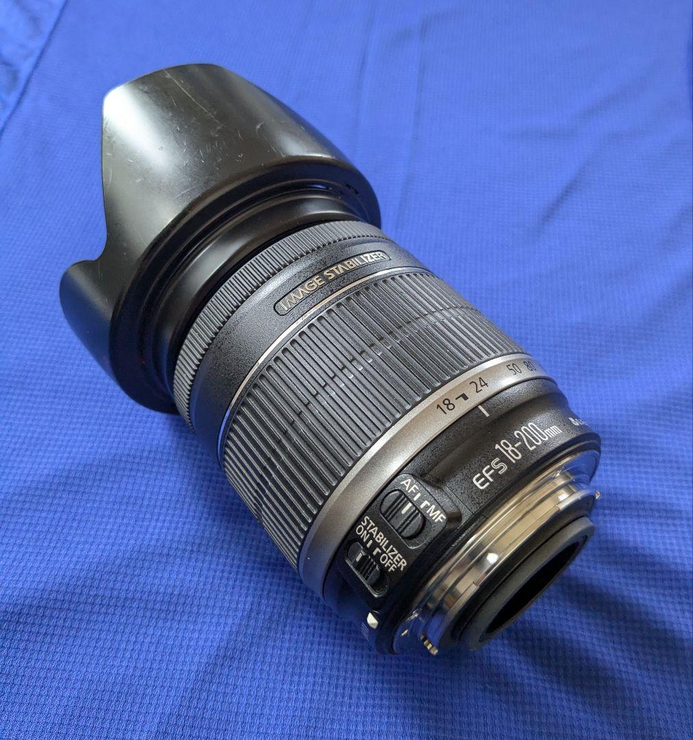 EF-S18-200F3.5-5.6IS 　Canon　APS-C用
