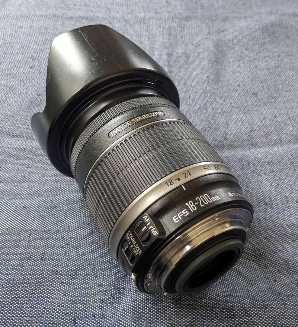 EF-S18-200F3.5-5.6IS 　Canon　APS-C用