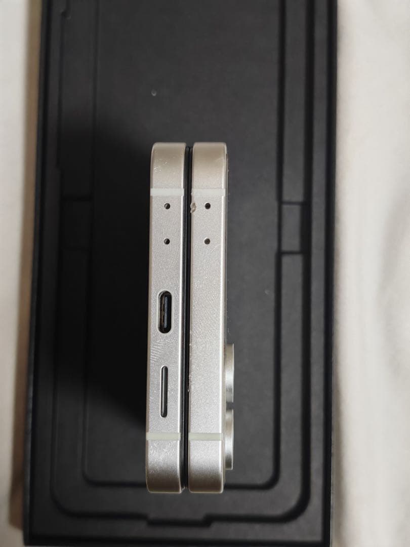 Galaxy Z Flip 6 国内版 256GB ホワイト