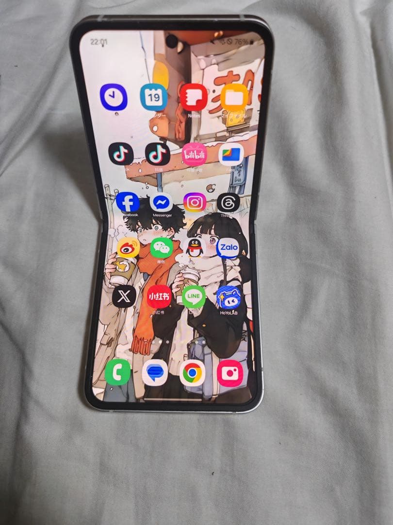 Galaxy Z Flip 6 国内版 256GB ホワイト