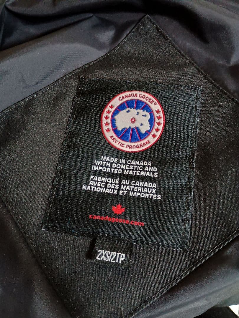 カナダグース　マッケンジー　黒　XXS