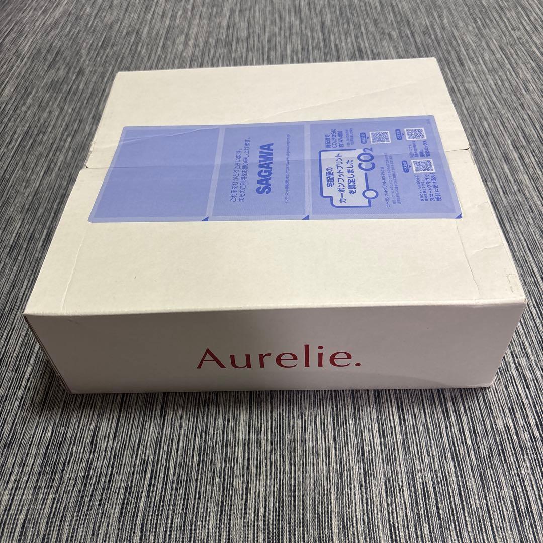 洗顔料 Aurelie. Moisture-Boost Lotion & Serum