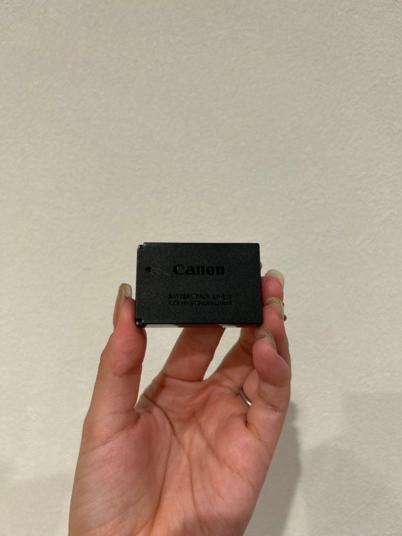 Canon EOS Kiss X7ホワイト 2本レンズ付き