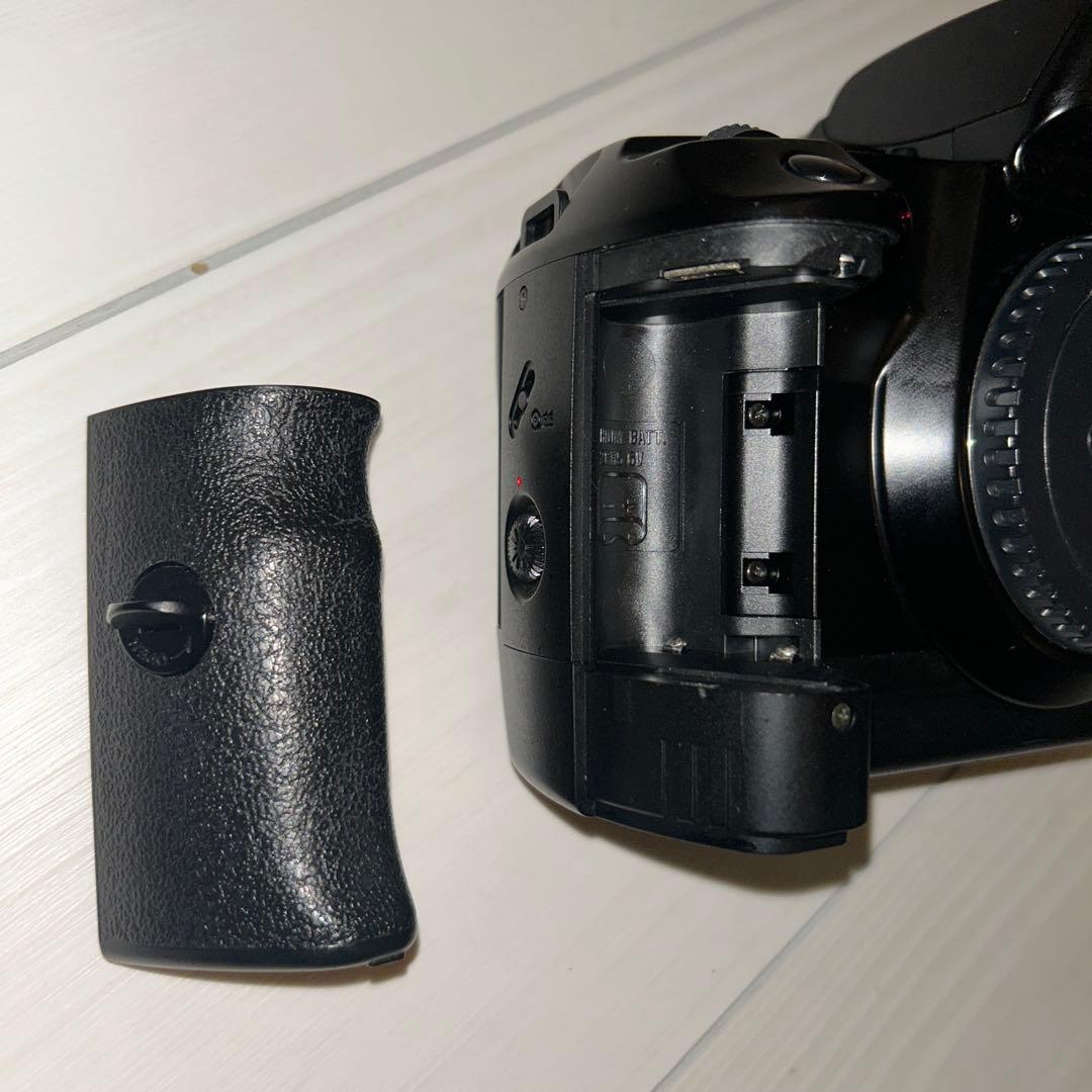 Canon EOS 5QD+EF 28-105mm+EF 100-300mm付き