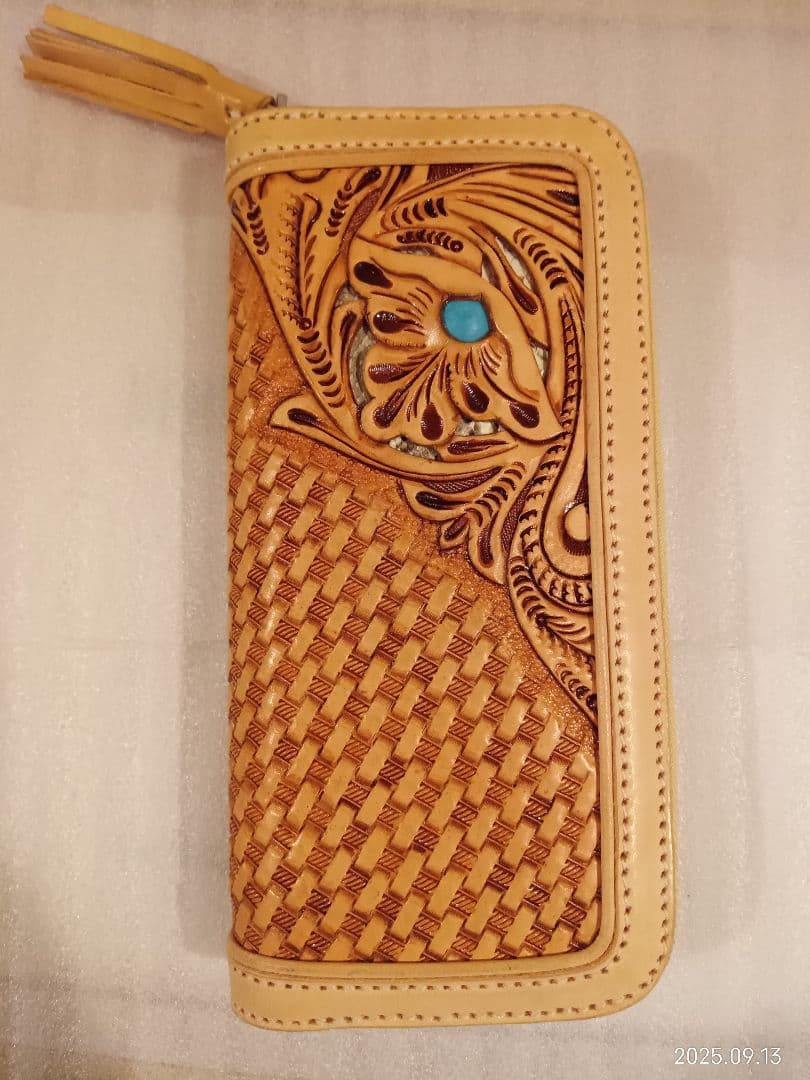 彫刻されたレザーウォレット ターコイズ、パイソン