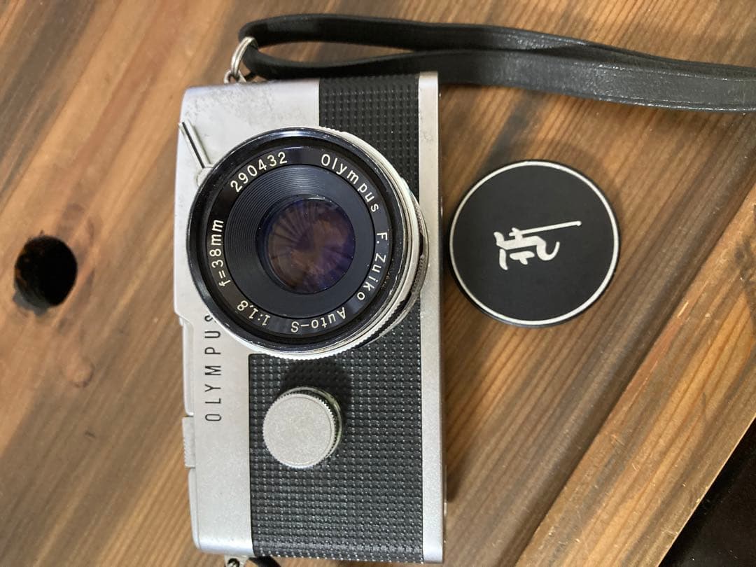 OLYMPUS オリンパス PEN-FT一眼レフ 古いカメラ