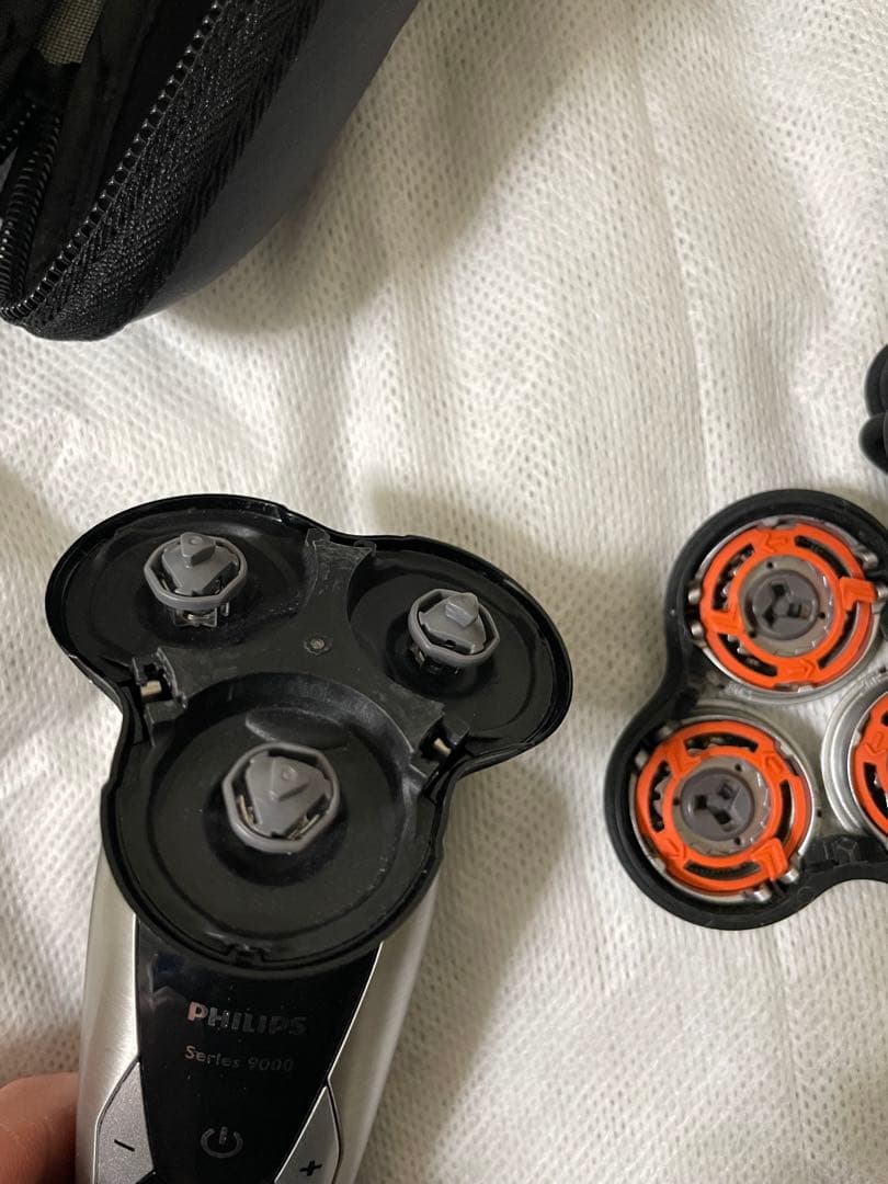 未使用フィリップス 電気シェーバー S9000シリーズ