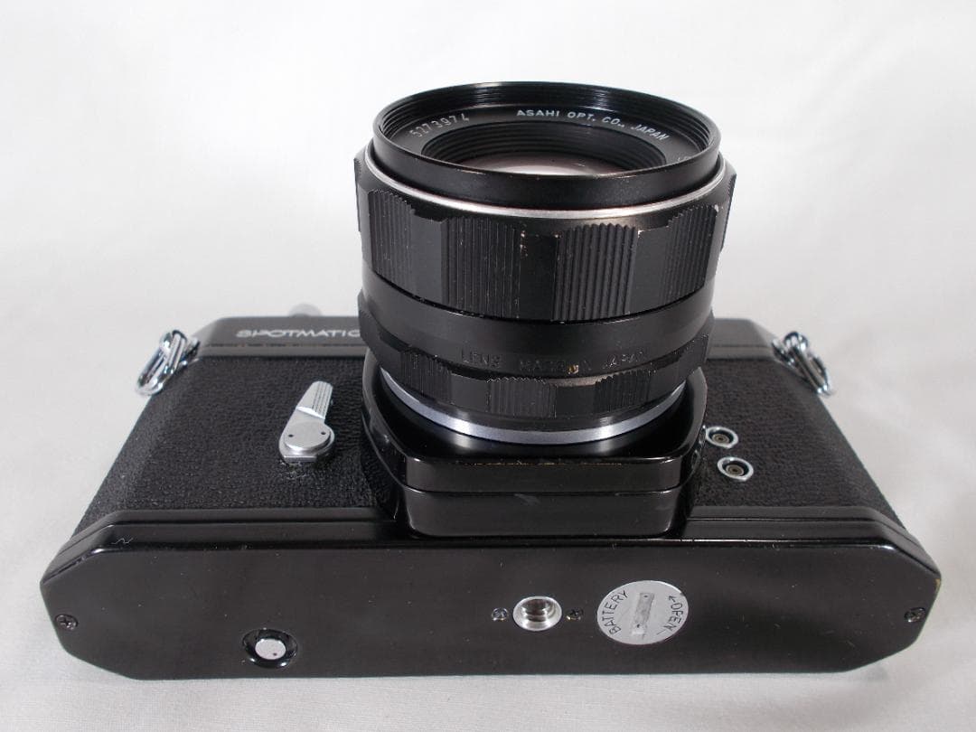 フィルムカメラ 整備済　Pentax SP + レンズ f/1.8　T170