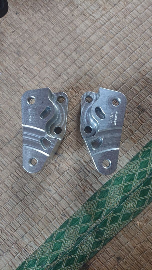 Z1000MK2 キャリパーサポート　750FX ブレンボ　40mm　320大径