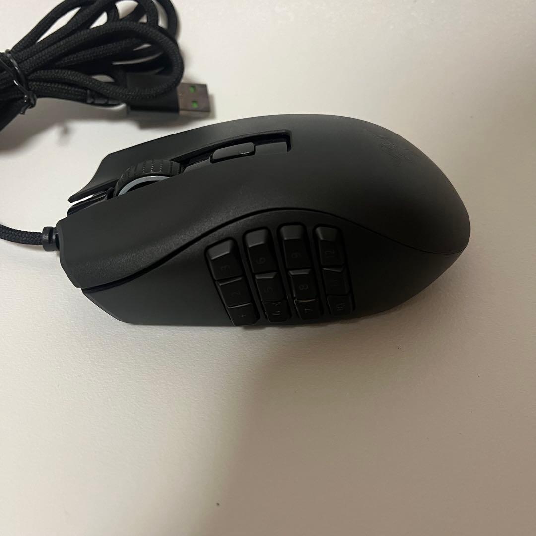 Razer Naga X エルゴノミックゲーミングマウス