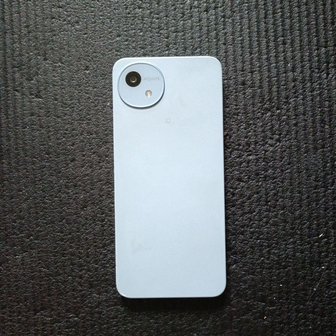 docomo AQUOS wish 4 ブルー