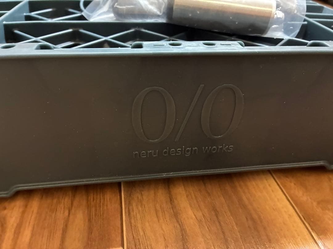 ネルデザインワークス　FLIP BOX スチール脚、天板3点セット