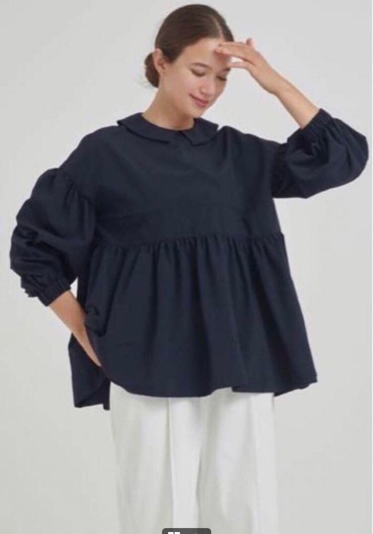 ヨリ yori フラットカラーティアードブラウス　 ネイビー