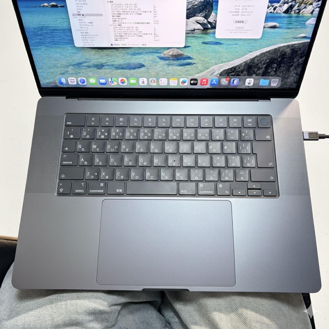 新品同様 MacBook Pro 16インチ M3 Pro 18GB 512GB
