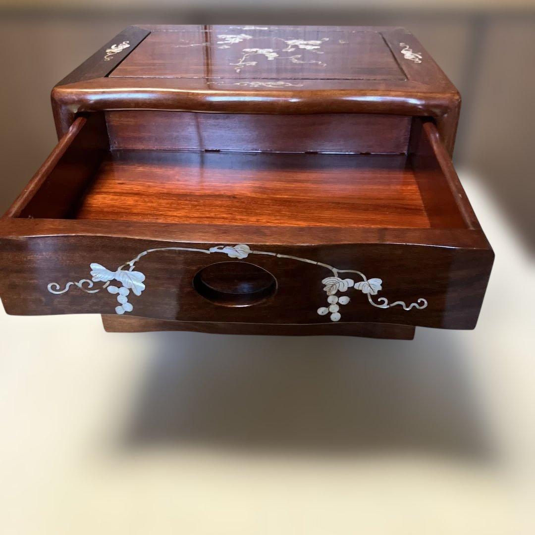 yuiiika　木製花模様象嵌引き出しタンス