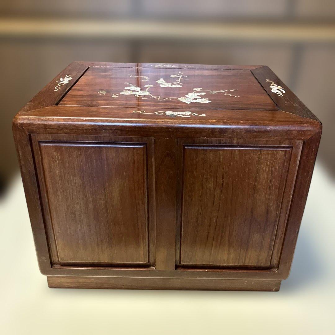 yuiiika　木製花模様象嵌引き出しタンス