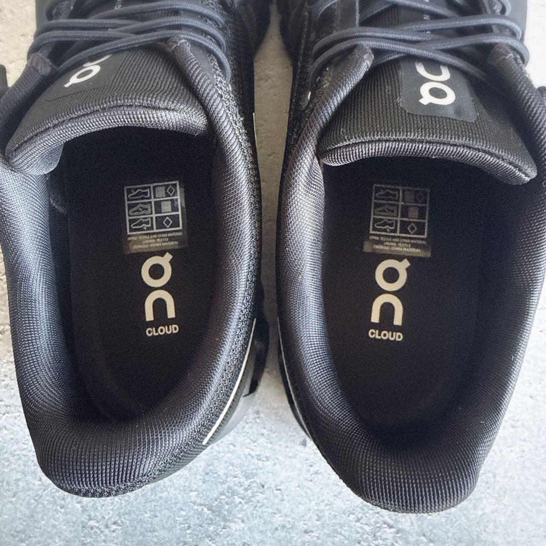 未使用級　On Cloud 6 スニーカー　ランニング ブラック　黒　25cm