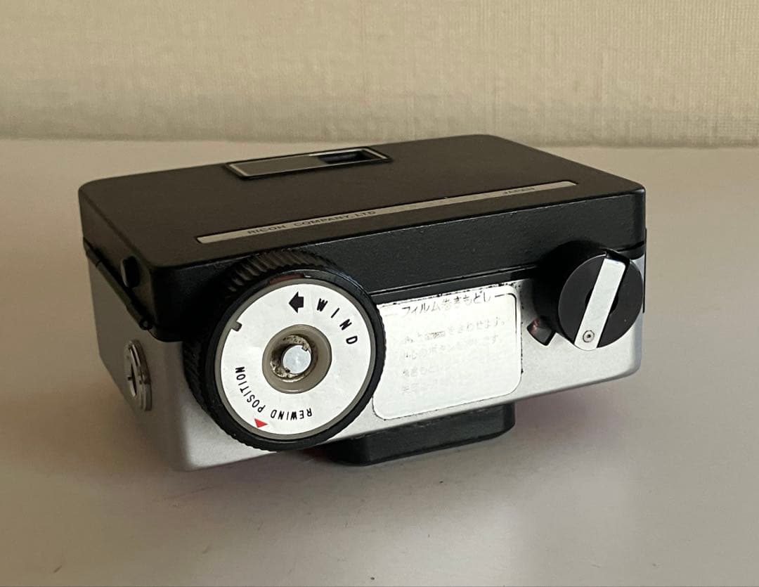 RICOH AUTO HALF E2 オートハーフ希少色　ラインレッド　美品