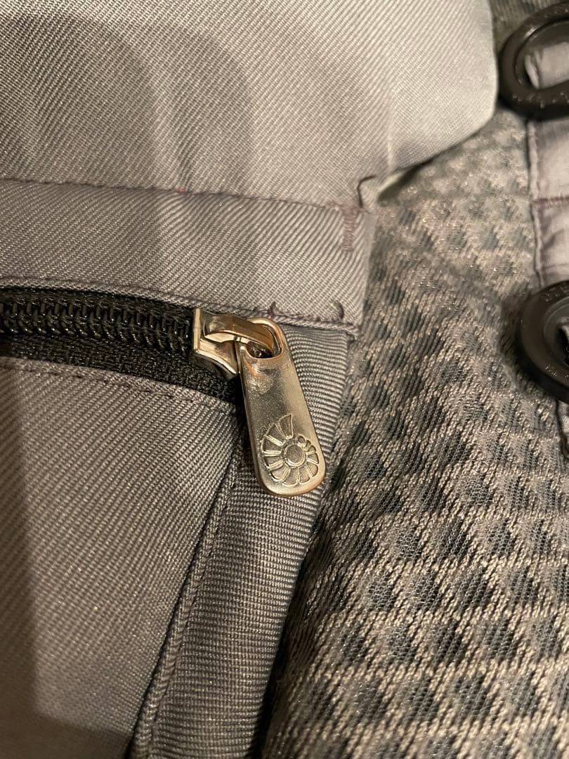 Ergobaby OMNI Bree グレー　未使用のポーチもあります