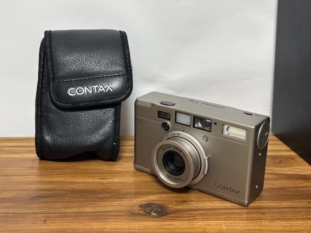 CONTAX Tix コンパクトフィルムカメラ　美品　ケース付き