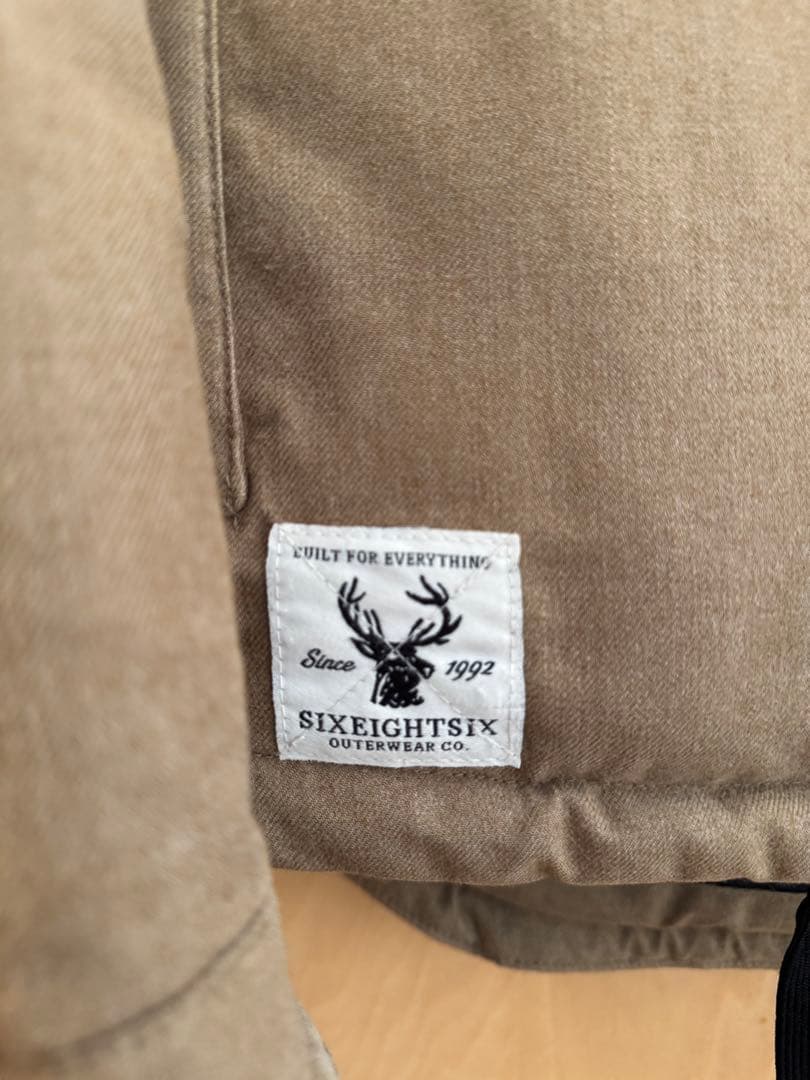 SIXEIGHTSIX 686 スノーボードウェア　上下　オーセンティック