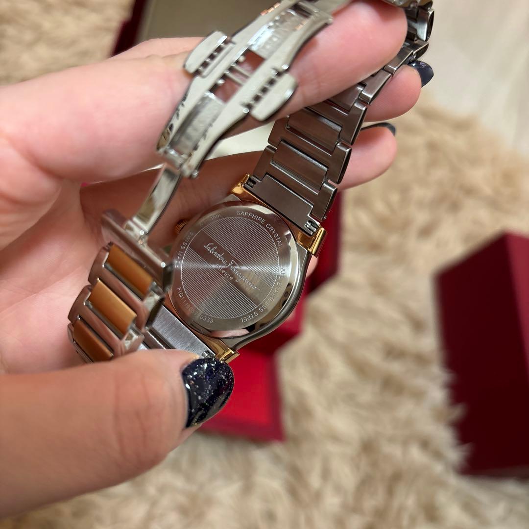 専用Ferragamo サルヴァトーレフェラガモ 腕時計VEGA