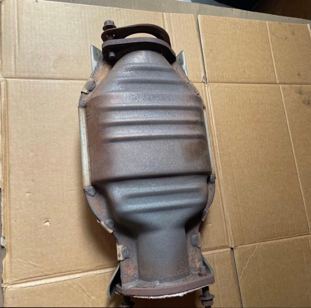 35ローレル純正触媒