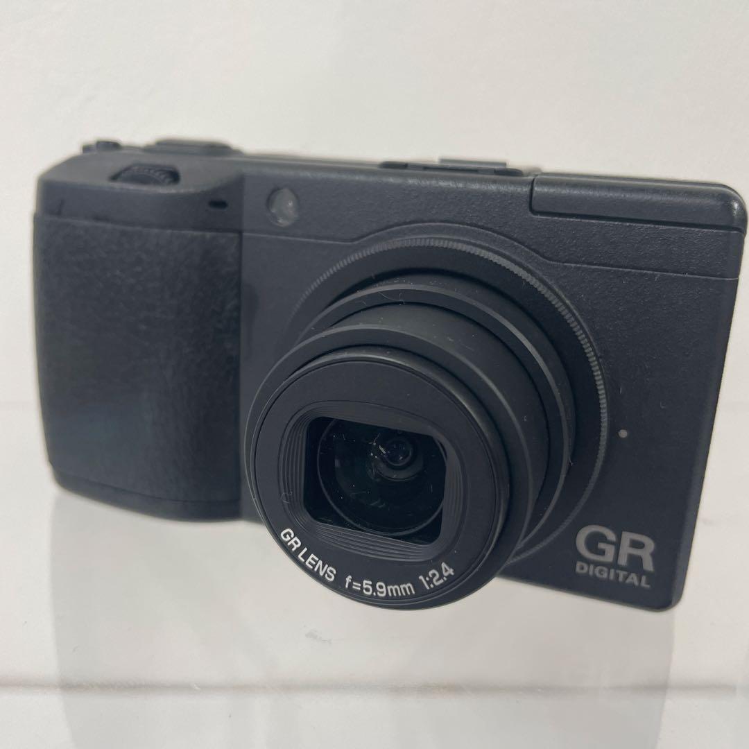 RICOH GR DIGITAL 2　コンパクトデジタルカメラ　オールドコンデジ
