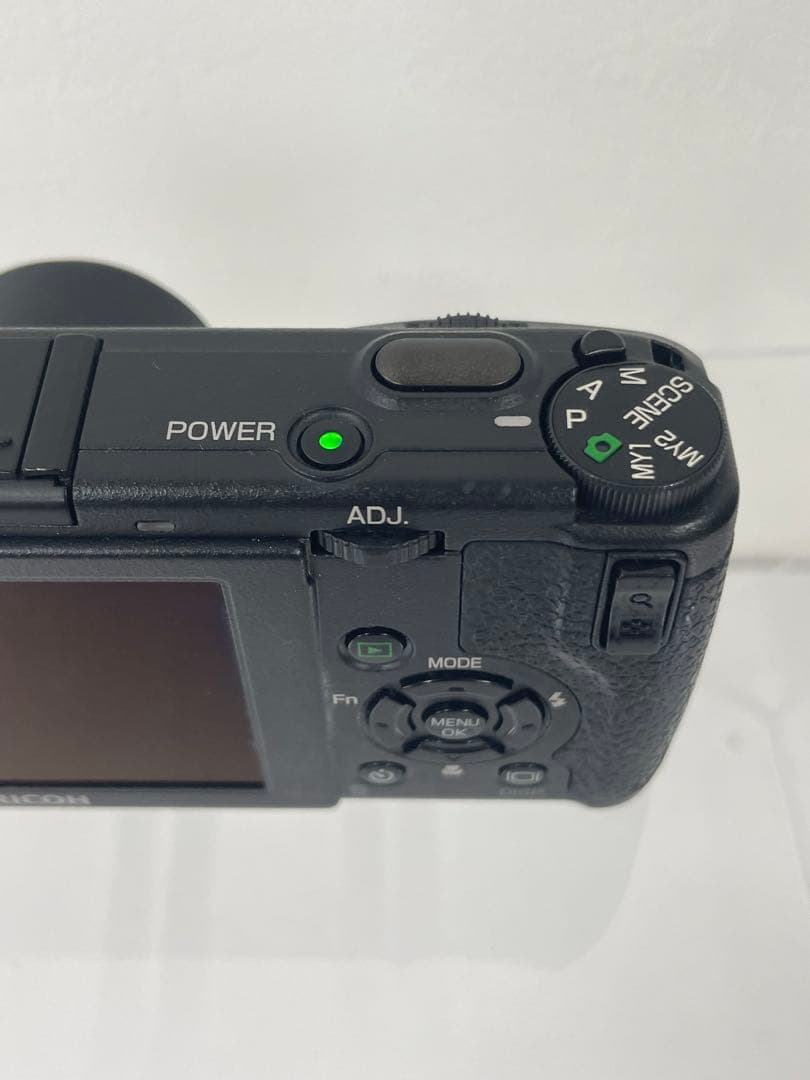 RICOH GR DIGITAL 2　コンパクトデジタルカメラ　オールドコンデジ