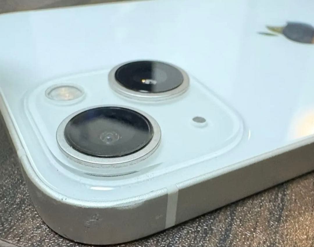 iPhone 13 256G SIMフリー　ホワイト 本体