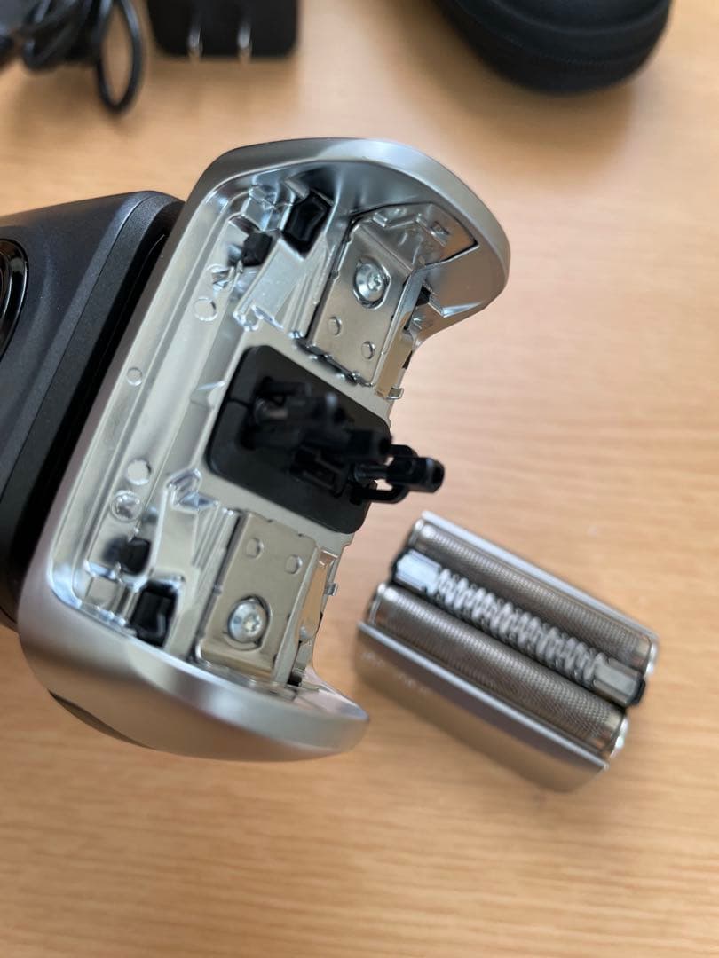 Braun S8 シリーズ8 メンズシェーバー